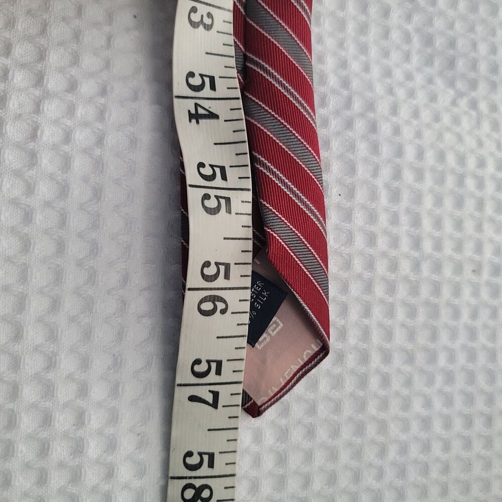 Givenchy Gentlemen Paris Mens  Striped Silk Tie - Picture 8 of 8
